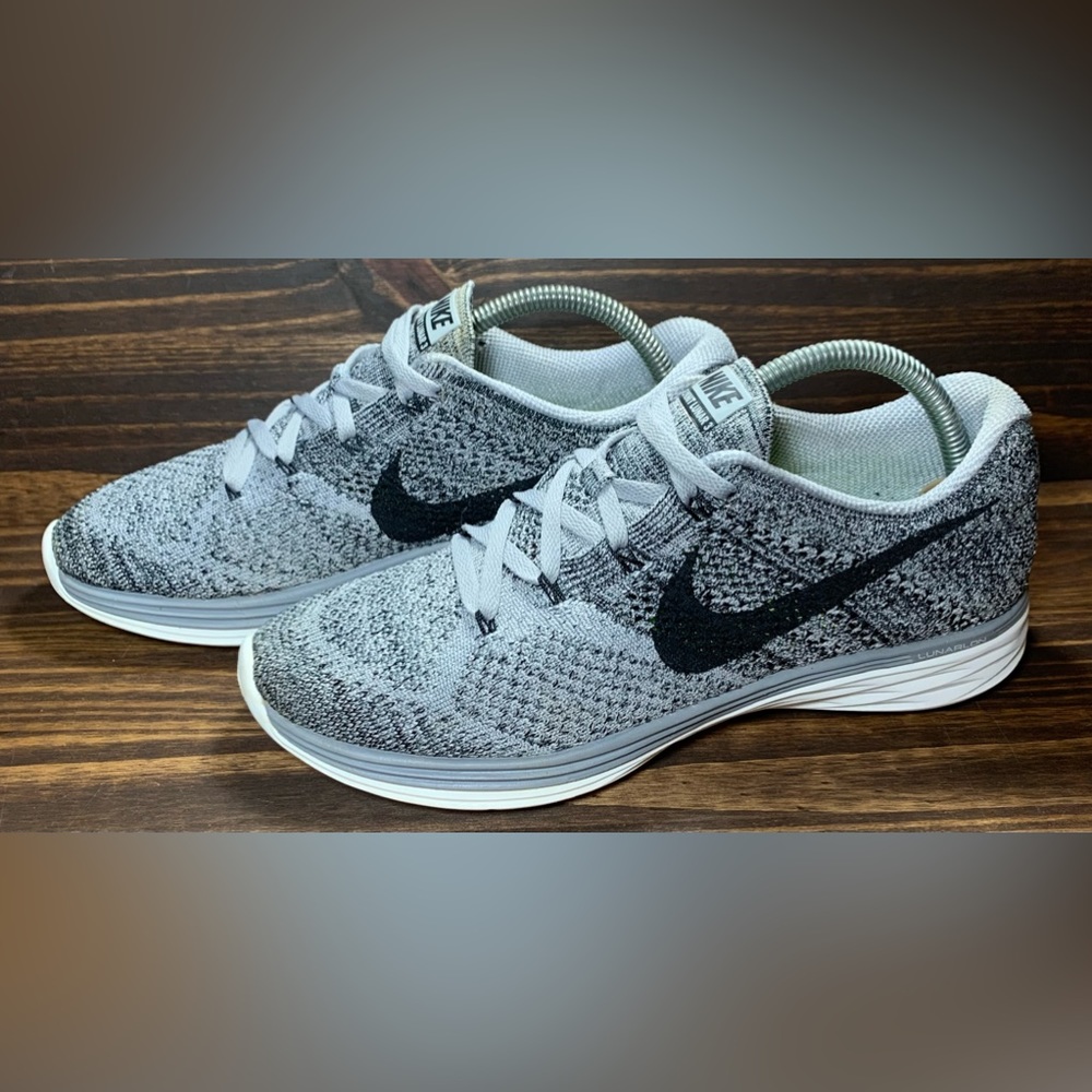 Nike Flyknit Lunar 3 Women’s Size 9 Running Shoes Grey